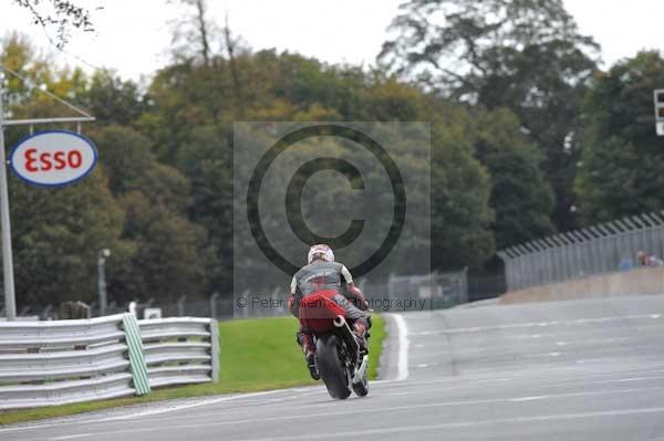 Motorcycle action photographs;Trackday digital images;event digital images;eventdigitalimages;no limits trackday;oulton park;oulton park circuit cheshire;oulton park photographs;peter wileman photography;trackday;trackday photos