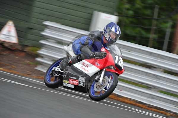 Motorcycle action photographs;Trackday digital images;event digital images;eventdigitalimages;no limits trackday;oulton park;oulton park circuit cheshire;oulton park photographs;peter wileman photography;trackday;trackday photos