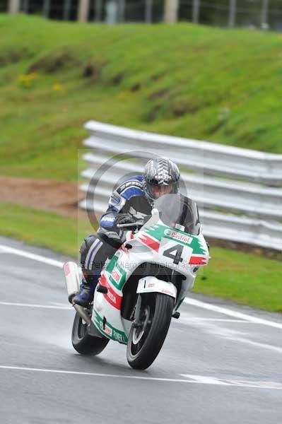 Motorcycle action photographs;Trackday digital images;event digital images;eventdigitalimages;no limits trackday;oulton park;oulton park circuit cheshire;oulton park photographs;peter wileman photography;trackday;trackday photos