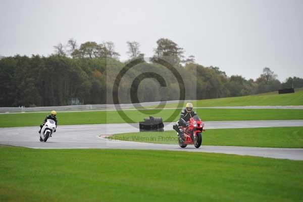 Motorcycle action photographs;Trackday digital images;event digital images;eventdigitalimages;no limits trackday;oulton park;oulton park circuit cheshire;oulton park photographs;peter wileman photography;trackday;trackday photos