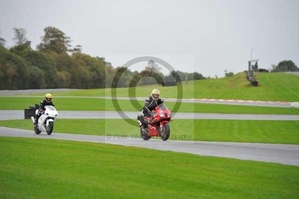 Motorcycle action photographs;Trackday digital images;event digital images;eventdigitalimages;no limits trackday;oulton park;oulton park circuit cheshire;oulton park photographs;peter wileman photography;trackday;trackday photos