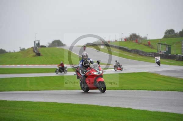 Motorcycle action photographs;Trackday digital images;event digital images;eventdigitalimages;no limits trackday;oulton park;oulton park circuit cheshire;oulton park photographs;peter wileman photography;trackday;trackday photos