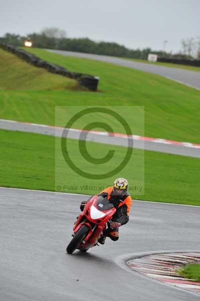 Motorcycle action photographs;Trackday digital images;event digital images;eventdigitalimages;no limits trackday;oulton park;oulton park circuit cheshire;oulton park photographs;peter wileman photography;trackday;trackday photos