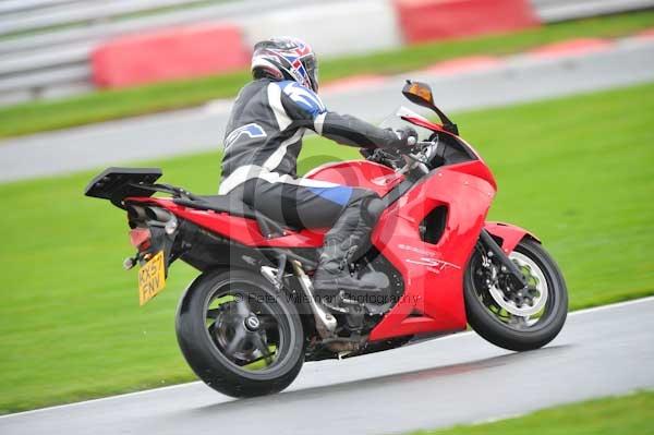 Motorcycle action photographs;Trackday digital images;event digital images;eventdigitalimages;no limits trackday;oulton park;oulton park circuit cheshire;oulton park photographs;peter wileman photography;trackday;trackday photos