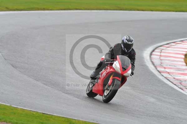 Motorcycle action photographs;Trackday digital images;event digital images;eventdigitalimages;no limits trackday;oulton park;oulton park circuit cheshire;oulton park photographs;peter wileman photography;trackday;trackday photos