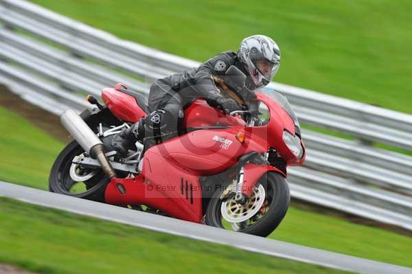 Motorcycle action photographs;Trackday digital images;event digital images;eventdigitalimages;no limits trackday;oulton park;oulton park circuit cheshire;oulton park photographs;peter wileman photography;trackday;trackday photos