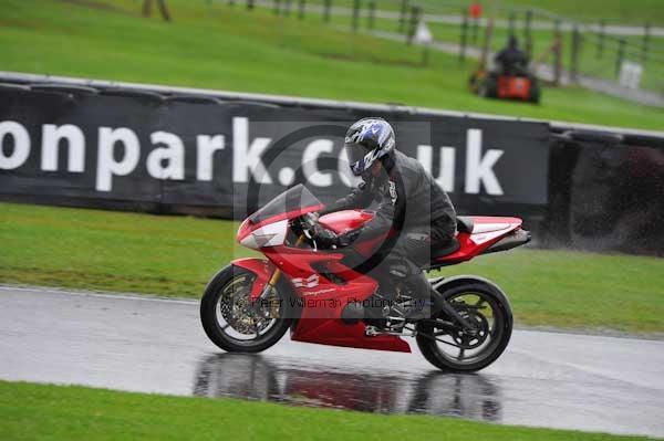 Motorcycle action photographs;Trackday digital images;event digital images;eventdigitalimages;no limits trackday;oulton park;oulton park circuit cheshire;oulton park photographs;peter wileman photography;trackday;trackday photos