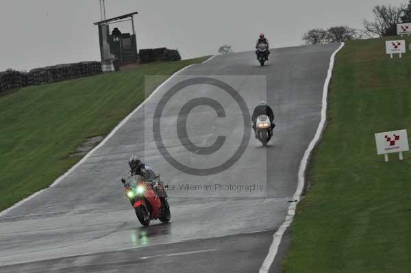 Motorcycle action photographs;Trackday digital images;event digital images;eventdigitalimages;no limits trackday;oulton park;oulton park circuit cheshire;oulton park photographs;peter wileman photography;trackday;trackday photos