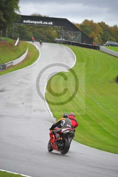 Motorcycle action photographs;Trackday digital images;event digital images;eventdigitalimages;no limits trackday;oulton park;oulton park circuit cheshire;oulton park photographs;peter wileman photography;trackday;trackday photos