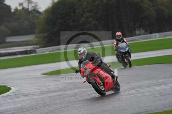 Motorcycle action photographs;Trackday digital images;event digital images;eventdigitalimages;no limits trackday;oulton park;oulton park circuit cheshire;oulton park photographs;peter wileman photography;trackday;trackday photos