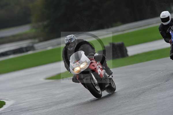 Motorcycle action photographs;Trackday digital images;event digital images;eventdigitalimages;no limits trackday;oulton park;oulton park circuit cheshire;oulton park photographs;peter wileman photography;trackday;trackday photos