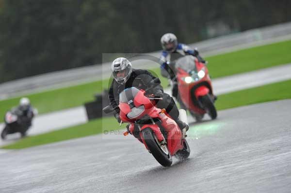 Motorcycle action photographs;Trackday digital images;event digital images;eventdigitalimages;no limits trackday;oulton park;oulton park circuit cheshire;oulton park photographs;peter wileman photography;trackday;trackday photos