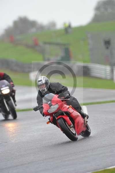 Motorcycle action photographs;Trackday digital images;event digital images;eventdigitalimages;no limits trackday;oulton park;oulton park circuit cheshire;oulton park photographs;peter wileman photography;trackday;trackday photos