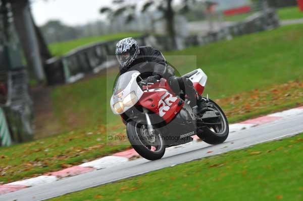 Motorcycle action photographs;Trackday digital images;event digital images;eventdigitalimages;no limits trackday;oulton park;oulton park circuit cheshire;oulton park photographs;peter wileman photography;trackday;trackday photos