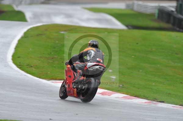 Motorcycle action photographs;Trackday digital images;event digital images;eventdigitalimages;no limits trackday;oulton park;oulton park circuit cheshire;oulton park photographs;peter wileman photography;trackday;trackday photos