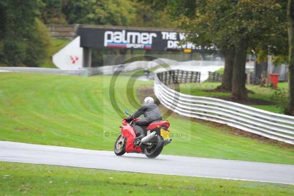 Motorcycle action photographs;Trackday digital images;event digital images;eventdigitalimages;no limits trackday;oulton park;oulton park circuit cheshire;oulton park photographs;peter wileman photography;trackday;trackday photos