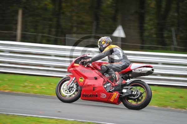 Motorcycle action photographs;Trackday digital images;event digital images;eventdigitalimages;no limits trackday;oulton park;oulton park circuit cheshire;oulton park photographs;peter wileman photography;trackday;trackday photos