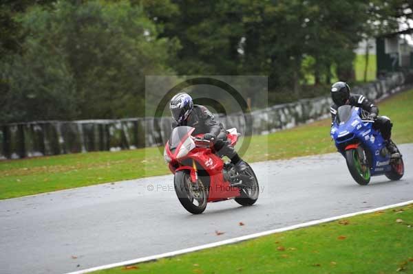 Motorcycle action photographs;Trackday digital images;event digital images;eventdigitalimages;no limits trackday;oulton park;oulton park circuit cheshire;oulton park photographs;peter wileman photography;trackday;trackday photos