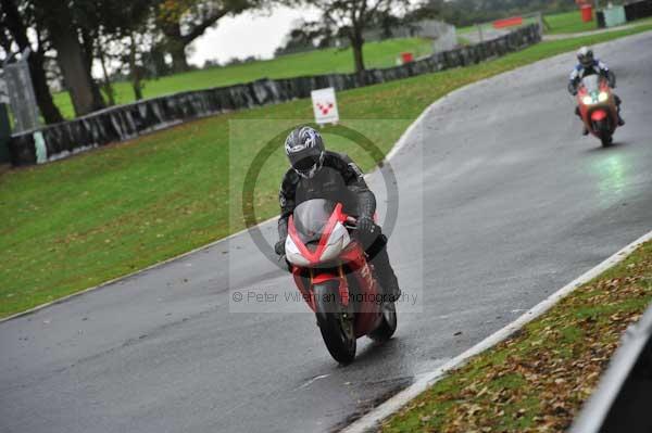 Motorcycle action photographs;Trackday digital images;event digital images;eventdigitalimages;no limits trackday;oulton park;oulton park circuit cheshire;oulton park photographs;peter wileman photography;trackday;trackday photos
