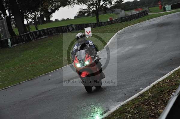 Motorcycle action photographs;Trackday digital images;event digital images;eventdigitalimages;no limits trackday;oulton park;oulton park circuit cheshire;oulton park photographs;peter wileman photography;trackday;trackday photos
