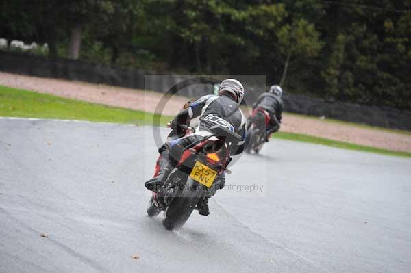 Motorcycle action photographs;Trackday digital images;event digital images;eventdigitalimages;no limits trackday;oulton park;oulton park circuit cheshire;oulton park photographs;peter wileman photography;trackday;trackday photos
