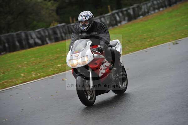 Motorcycle action photographs;Trackday digital images;event digital images;eventdigitalimages;no limits trackday;oulton park;oulton park circuit cheshire;oulton park photographs;peter wileman photography;trackday;trackday photos