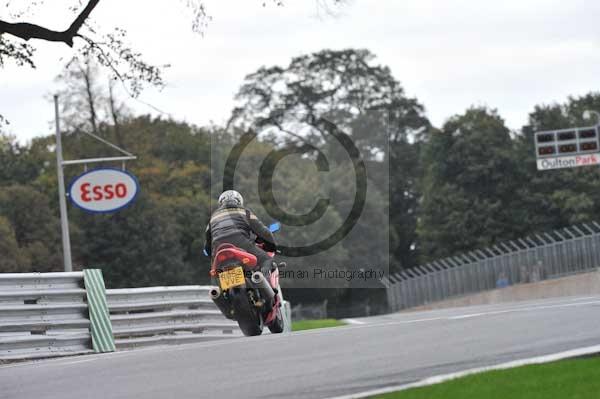 Motorcycle action photographs;Trackday digital images;event digital images;eventdigitalimages;no limits trackday;oulton park;oulton park circuit cheshire;oulton park photographs;peter wileman photography;trackday;trackday photos