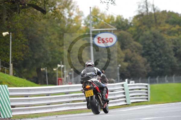 Motorcycle action photographs;Trackday digital images;event digital images;eventdigitalimages;no limits trackday;oulton park;oulton park circuit cheshire;oulton park photographs;peter wileman photography;trackday;trackday photos