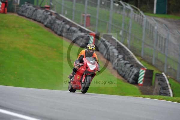 Motorcycle action photographs;Trackday digital images;event digital images;eventdigitalimages;no limits trackday;oulton park;oulton park circuit cheshire;oulton park photographs;peter wileman photography;trackday;trackday photos