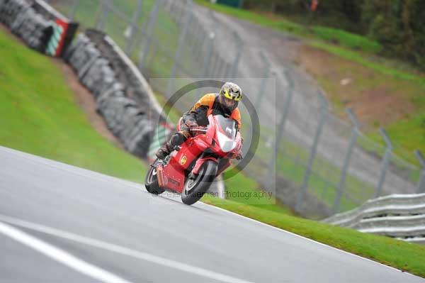 Motorcycle action photographs;Trackday digital images;event digital images;eventdigitalimages;no limits trackday;oulton park;oulton park circuit cheshire;oulton park photographs;peter wileman photography;trackday;trackday photos