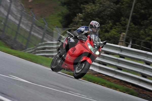Motorcycle action photographs;Trackday digital images;event digital images;eventdigitalimages;no limits trackday;oulton park;oulton park circuit cheshire;oulton park photographs;peter wileman photography;trackday;trackday photos