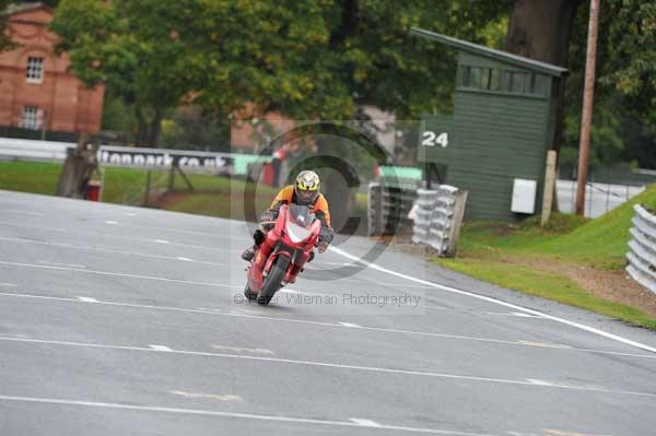 Motorcycle action photographs;Trackday digital images;event digital images;eventdigitalimages;no limits trackday;oulton park;oulton park circuit cheshire;oulton park photographs;peter wileman photography;trackday;trackday photos