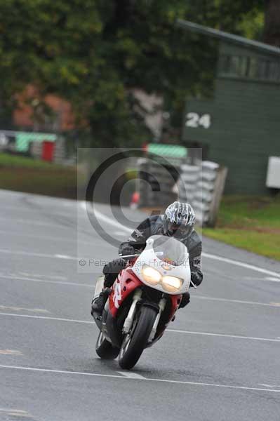 Motorcycle action photographs;Trackday digital images;event digital images;eventdigitalimages;no limits trackday;oulton park;oulton park circuit cheshire;oulton park photographs;peter wileman photography;trackday;trackday photos