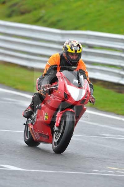 Motorcycle action photographs;Trackday digital images;event digital images;eventdigitalimages;no limits trackday;oulton park;oulton park circuit cheshire;oulton park photographs;peter wileman photography;trackday;trackday photos