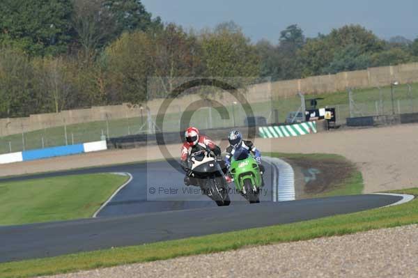 Motorcycle action photographs;donington;donington park leicestershire;donington photographs;event digital images;eventdigitalimages;no limits trackday;peter wileman photography;trackday;trackday digital images;trackday photos