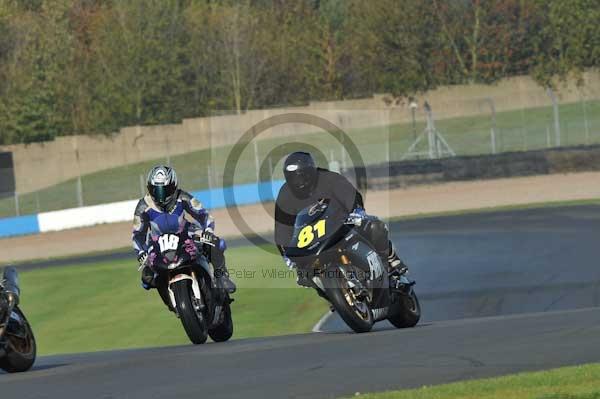 Motorcycle action photographs;donington;donington park leicestershire;donington photographs;event digital images;eventdigitalimages;no limits trackday;peter wileman photography;trackday;trackday digital images;trackday photos