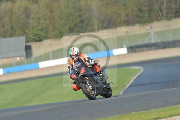 Motorcycle action photographs;donington;donington park leicestershire;donington photographs;event digital images;eventdigitalimages;no limits trackday;peter wileman photography;trackday;trackday digital images;trackday photos