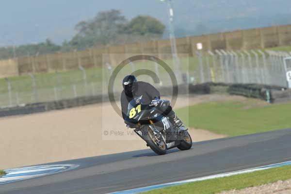 Motorcycle action photographs;donington;donington park leicestershire;donington photographs;event digital images;eventdigitalimages;no limits trackday;peter wileman photography;trackday;trackday digital images;trackday photos