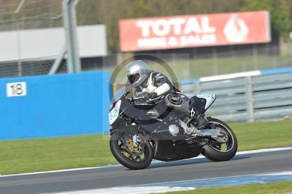 Motorcycle action photographs;donington;donington park leicestershire;donington photographs;event digital images;eventdigitalimages;no limits trackday;peter wileman photography;trackday;trackday digital images;trackday photos