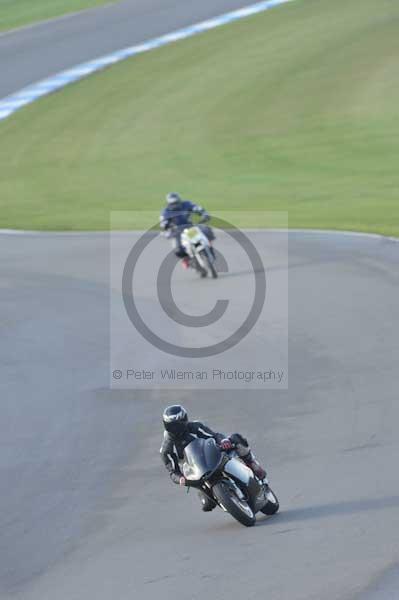 Motorcycle action photographs;donington;donington park leicestershire;donington photographs;event digital images;eventdigitalimages;no limits trackday;peter wileman photography;trackday;trackday digital images;trackday photos