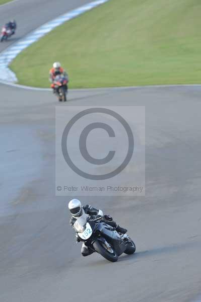 Motorcycle action photographs;donington;donington park leicestershire;donington photographs;event digital images;eventdigitalimages;no limits trackday;peter wileman photography;trackday;trackday digital images;trackday photos