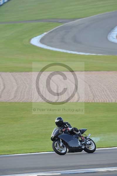Motorcycle action photographs;donington;donington park leicestershire;donington photographs;event digital images;eventdigitalimages;no limits trackday;peter wileman photography;trackday;trackday digital images;trackday photos