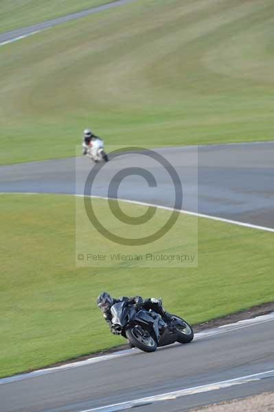 Motorcycle action photographs;donington;donington park leicestershire;donington photographs;event digital images;eventdigitalimages;no limits trackday;peter wileman photography;trackday;trackday digital images;trackday photos