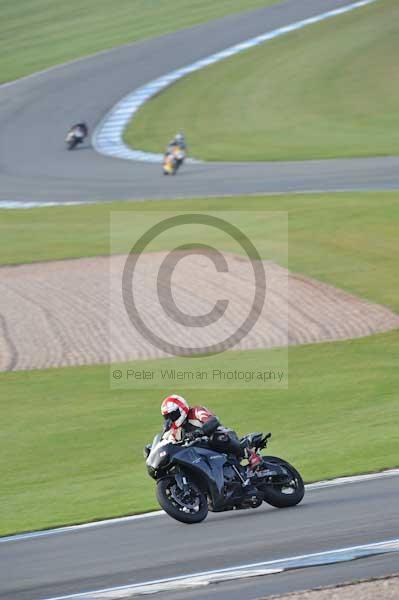 Motorcycle action photographs;donington;donington park leicestershire;donington photographs;event digital images;eventdigitalimages;no limits trackday;peter wileman photography;trackday;trackday digital images;trackday photos