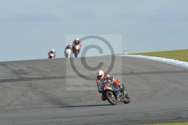 Motorcycle action photographs;donington;donington park leicestershire;donington photographs;event digital images;eventdigitalimages;no limits trackday;peter wileman photography;trackday;trackday digital images;trackday photos