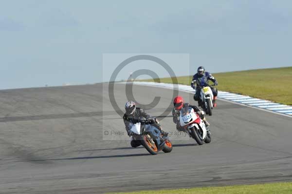 Motorcycle action photographs;donington;donington park leicestershire;donington photographs;event digital images;eventdigitalimages;no limits trackday;peter wileman photography;trackday;trackday digital images;trackday photos