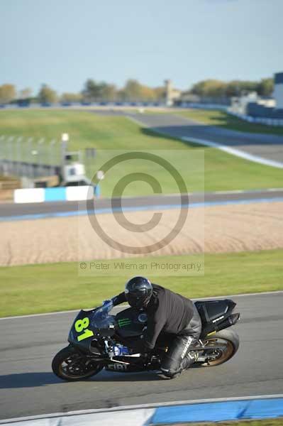 Motorcycle action photographs;donington;donington park leicestershire;donington photographs;event digital images;eventdigitalimages;no limits trackday;peter wileman photography;trackday;trackday digital images;trackday photos