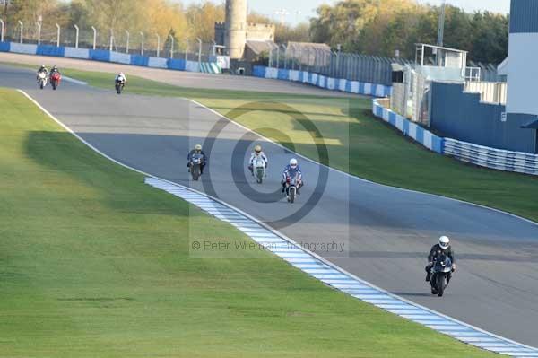 Motorcycle action photographs;donington;donington park leicestershire;donington photographs;event digital images;eventdigitalimages;no limits trackday;peter wileman photography;trackday;trackday digital images;trackday photos
