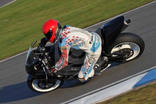 Motorcycle action photographs;donington;donington park leicestershire;donington photographs;event digital images;eventdigitalimages;no limits trackday;peter wileman photography;trackday;trackday digital images;trackday photos