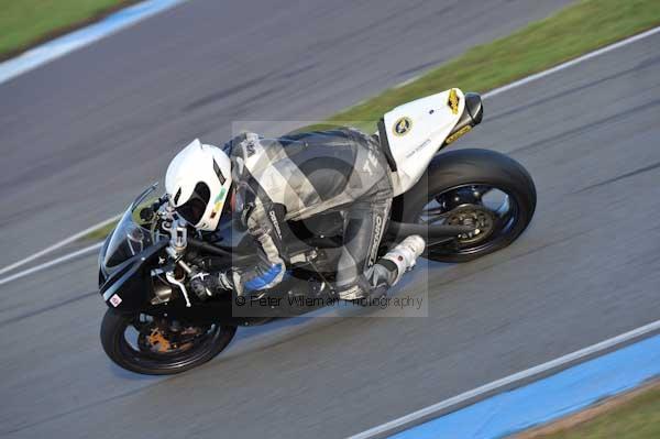 Motorcycle action photographs;donington;donington park leicestershire;donington photographs;event digital images;eventdigitalimages;no limits trackday;peter wileman photography;trackday;trackday digital images;trackday photos